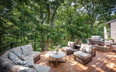 Deck Builder in Lake Forest Park, Washington