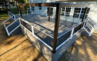 safe and functional composite deck with contrasting black and white railings